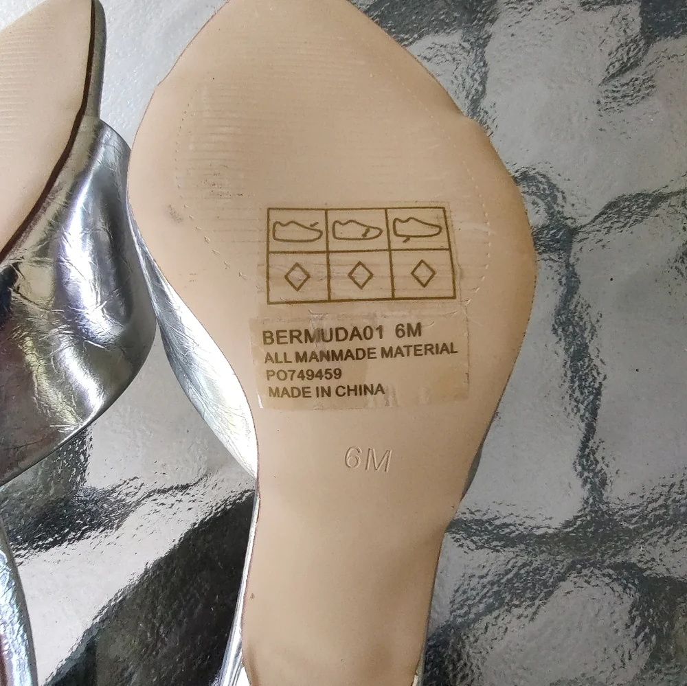 Fashion Nova Silver Sleek Sandal - Picture 8 of 8